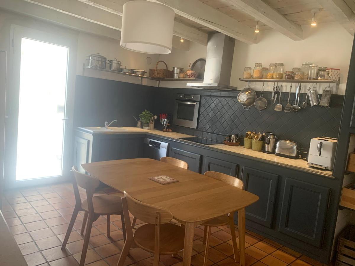 La Maison De Cerise Fourques  Екстериор снимка