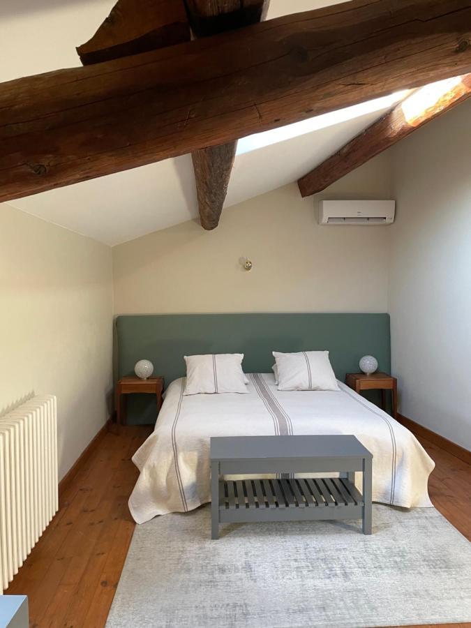 La Maison De Cerise Fourques  Екстериор снимка