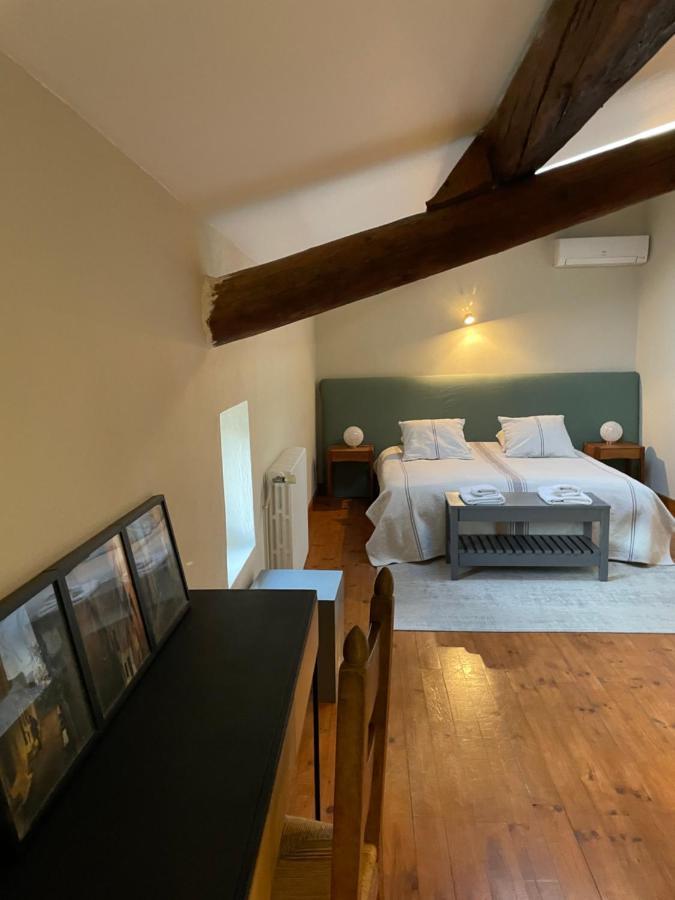 La Maison De Cerise Fourques  Екстериор снимка
